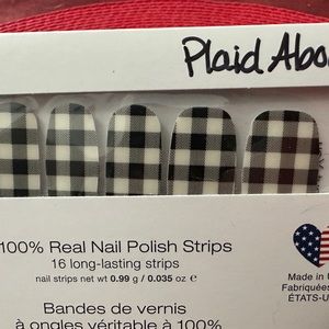 Color Street Nail Polish Strips *Plaid About You* Overlay.